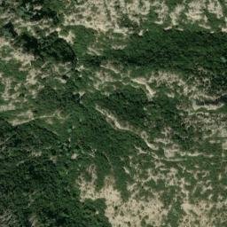 Satellite imagery of Rochers des Onze Heures, FR