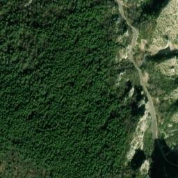 Satellite imagery of cairn, FR