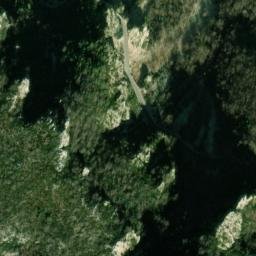 Satellite imagery of cairn, FR