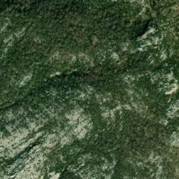 Satellite imagery of cairn, FR