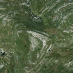 Satellite imagery of Lomivrat, BA