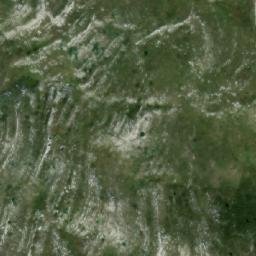 Satellite imagery of Lomivrat, BA
