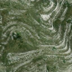 Satellite imagery of Lomivrat, BA