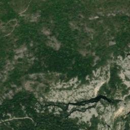 Satellite imagery of cairn, FR