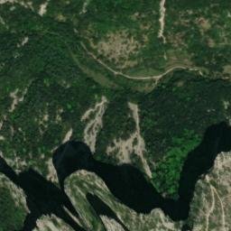 Satellite imagery of cairn, FR