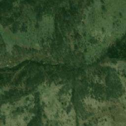 Satellite imagery of Lom, BA