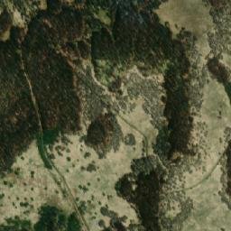 Satellite imagery of Mačak, BA