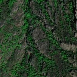 Satellite imagery of cairn, FR
