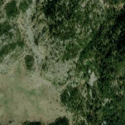 Satellite imagery of Lomivrat, BA