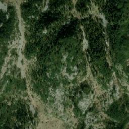 Satellite imagery of Lomivrat, BA