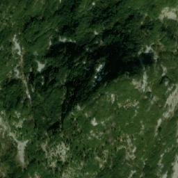 Satellite imagery of Lomivrat, BA