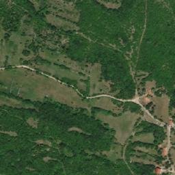 Satellite imagery of Veliki Umac, BA