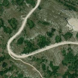 Satellite imagery of Pećinovac, BA