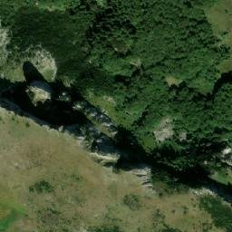 Satellite imagery of Zubovi, BA