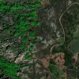 Satellite imagery of cairn, FR