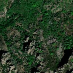 Satellite imagery of cairn, FR
