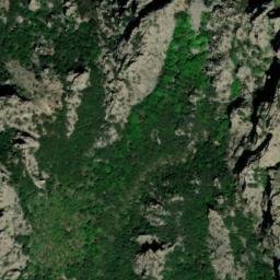 Satellite imagery of cairn, FR