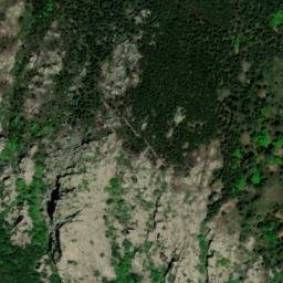 Satellite imagery of cairn, FR