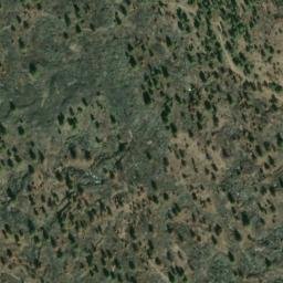 Satellite imagery of Lava Crossing Cinder Pit, US