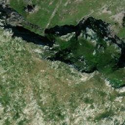 Satellite imagery of Mali Treskač, BA