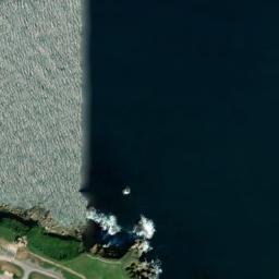 Satellite imagery of Punta Peña del Cuervo, ES