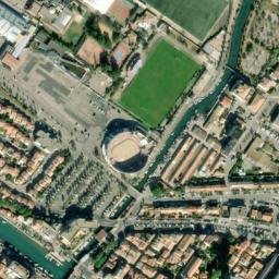 Satellite imagery of Phare de la méditerranée, FR