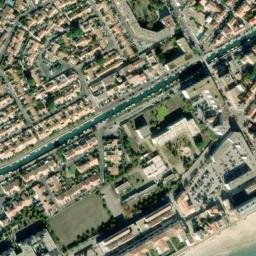 Satellite imagery of Phare de la méditerranée, FR