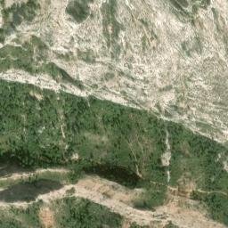 Satellite imagery of cairn, FR