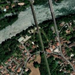 Satellite imagery of Pyramide marquant la limite entre la Guyenne et le Languedoc, ES