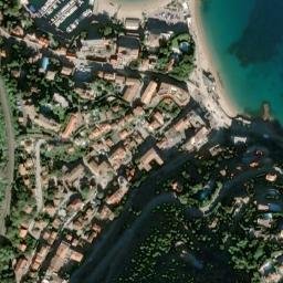 Satellite imagery of Plage du Château, FR