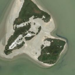 Satellite imagery of Pointe de Cacharel, FR