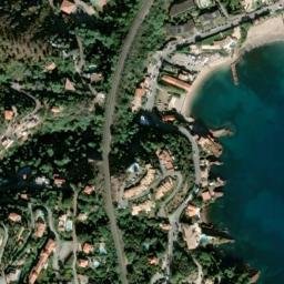 Satellite imagery of Pointes des Trayas, FR