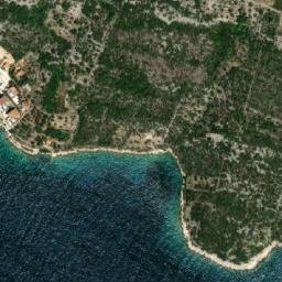 Satellite imagery of Rt Artatur, HR