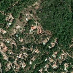 Satellite imagery of Château d'Ollières, FR