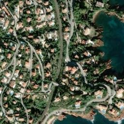 Satellite imagery of Pointes des Trayas, FR
