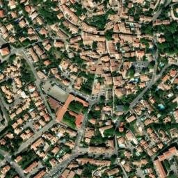 Satellite imagery of La Chapelle Notre-Dame-De-Vie, FR