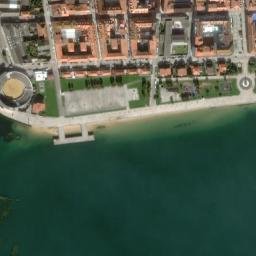 Satellite imagery of El Puntal del Pasaje, ES