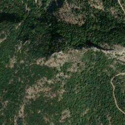 Satellite imagery of Rocher de Onze heures, FR