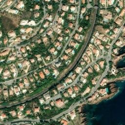 Satellite imagery of Pointe des Viellies, FR