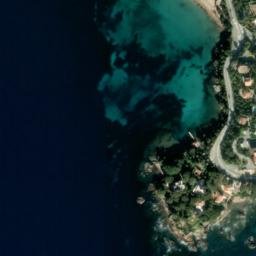 Satellite imagery of Pointe Gastellas, FR