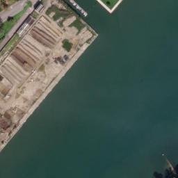 Satellite imagery of Punta de Maliaño, ES
