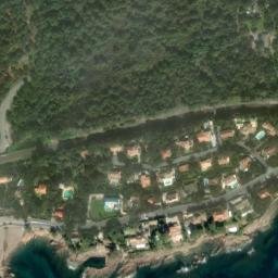 Satellite imagery of Pointe de Boulouris, FR
