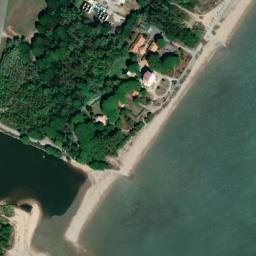 Satellite imagery of Les Esclamandes, FR