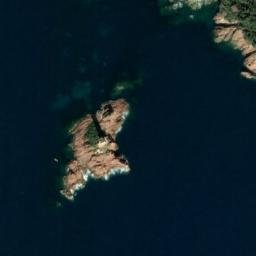 Satellite imagery of Pointe de Esquine de l'Ay, FR