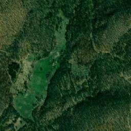 Satellite imagery of Vaoč, RS
