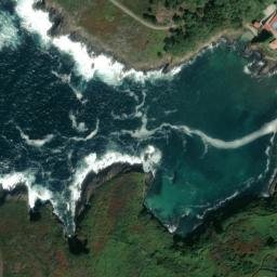 Satellite imagery of Punta de Canabal, ES