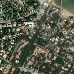 Satellite imagery of Pointe de Saint-Aygulf, FR