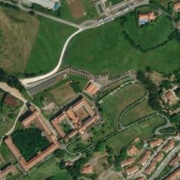 Satellite imagery of El Capricho de Gaudí, ES