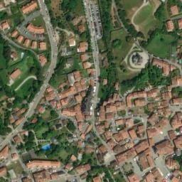 Satellite imagery of El Capricho de Gaudí, ES