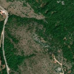 Satellite imagery of Mandina Gomila, BA